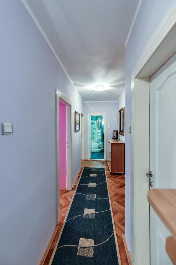 Lux Apartman Cvetkovic Kraljevo Eksteriør bilde